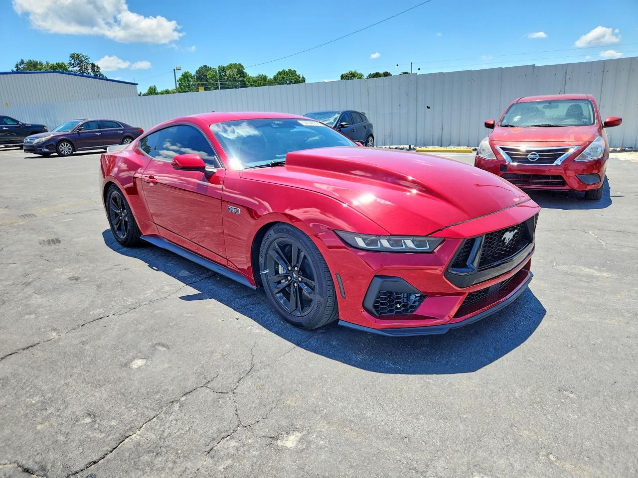 FORD MUSTANG