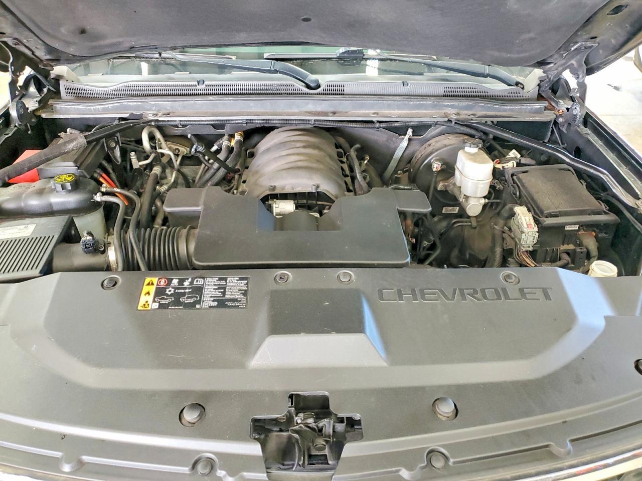 CHEVROLET SUBURBAN