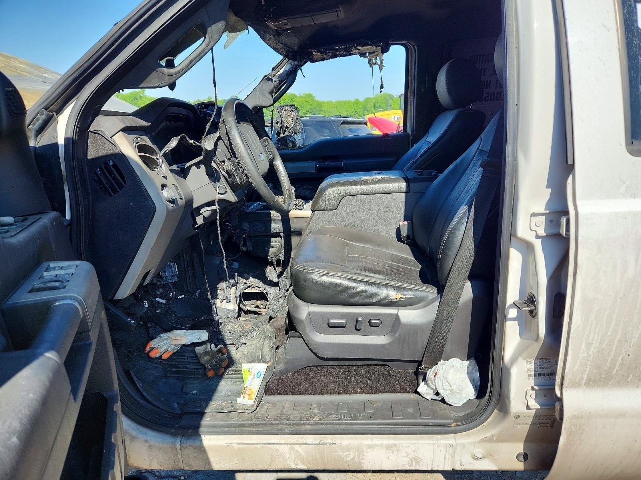 2015 FORD F-250 — фото 7