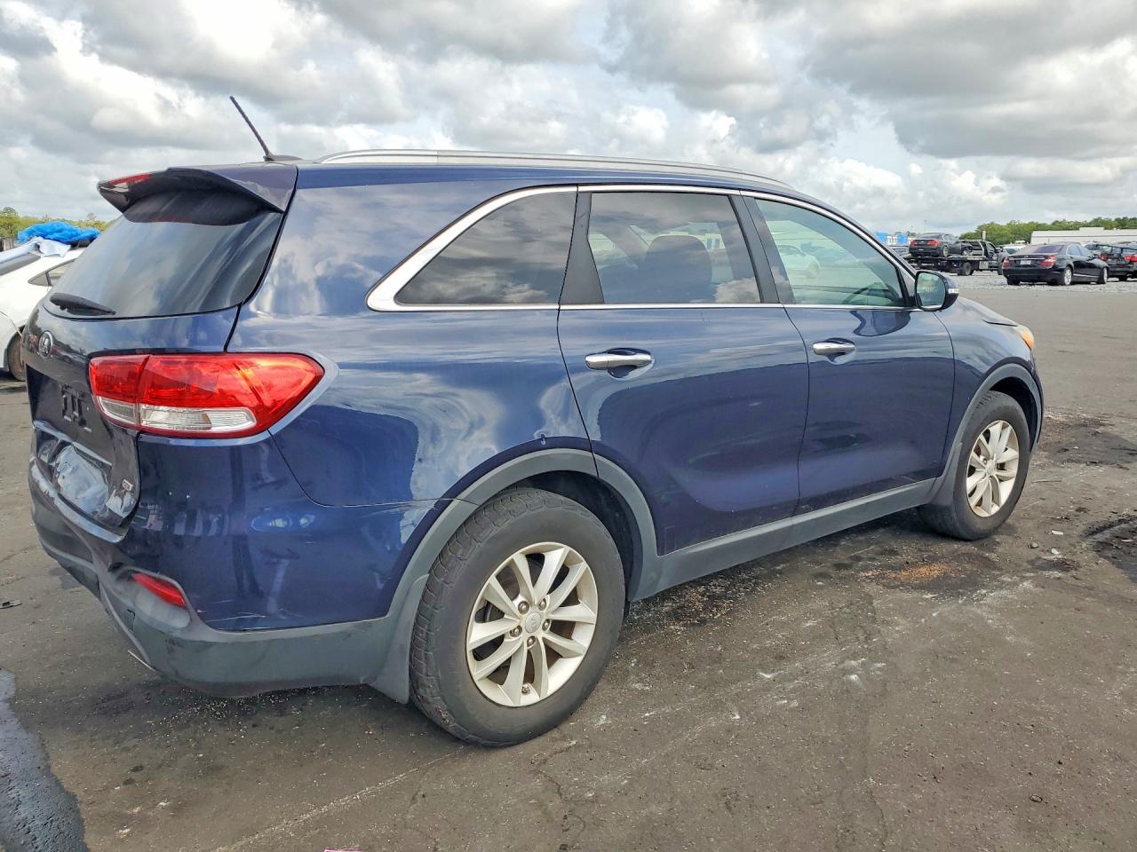 2016 KIA SORENTO — фото 3