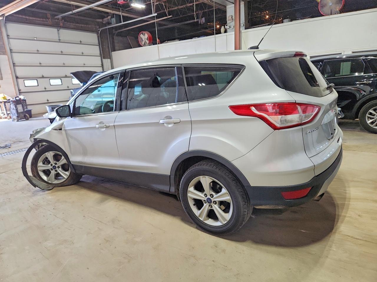 2016 FORD ESCAPE — фото 2