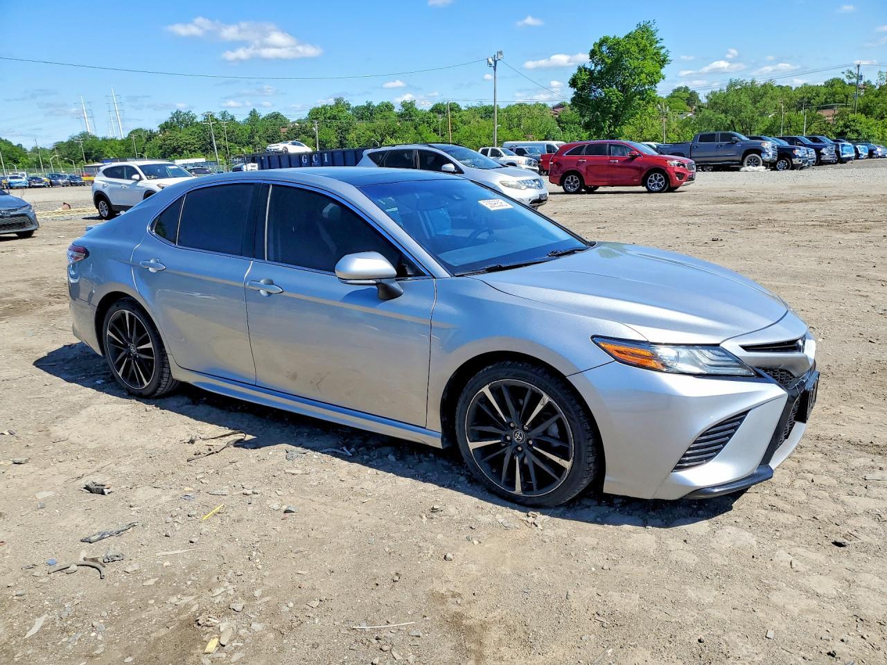 2019 TOYOTA CAMRY — фото 4