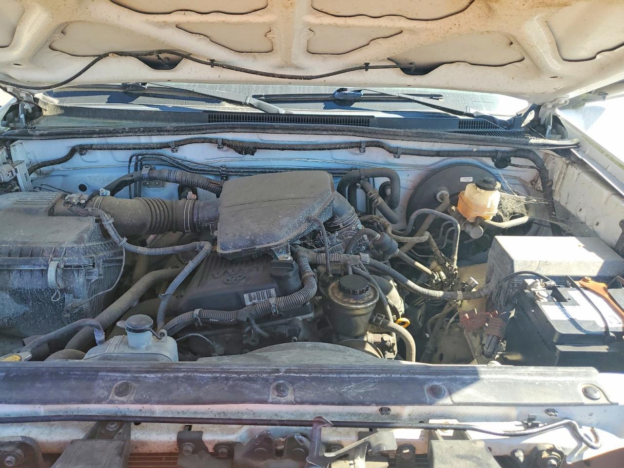 TOYOTA TACOMA