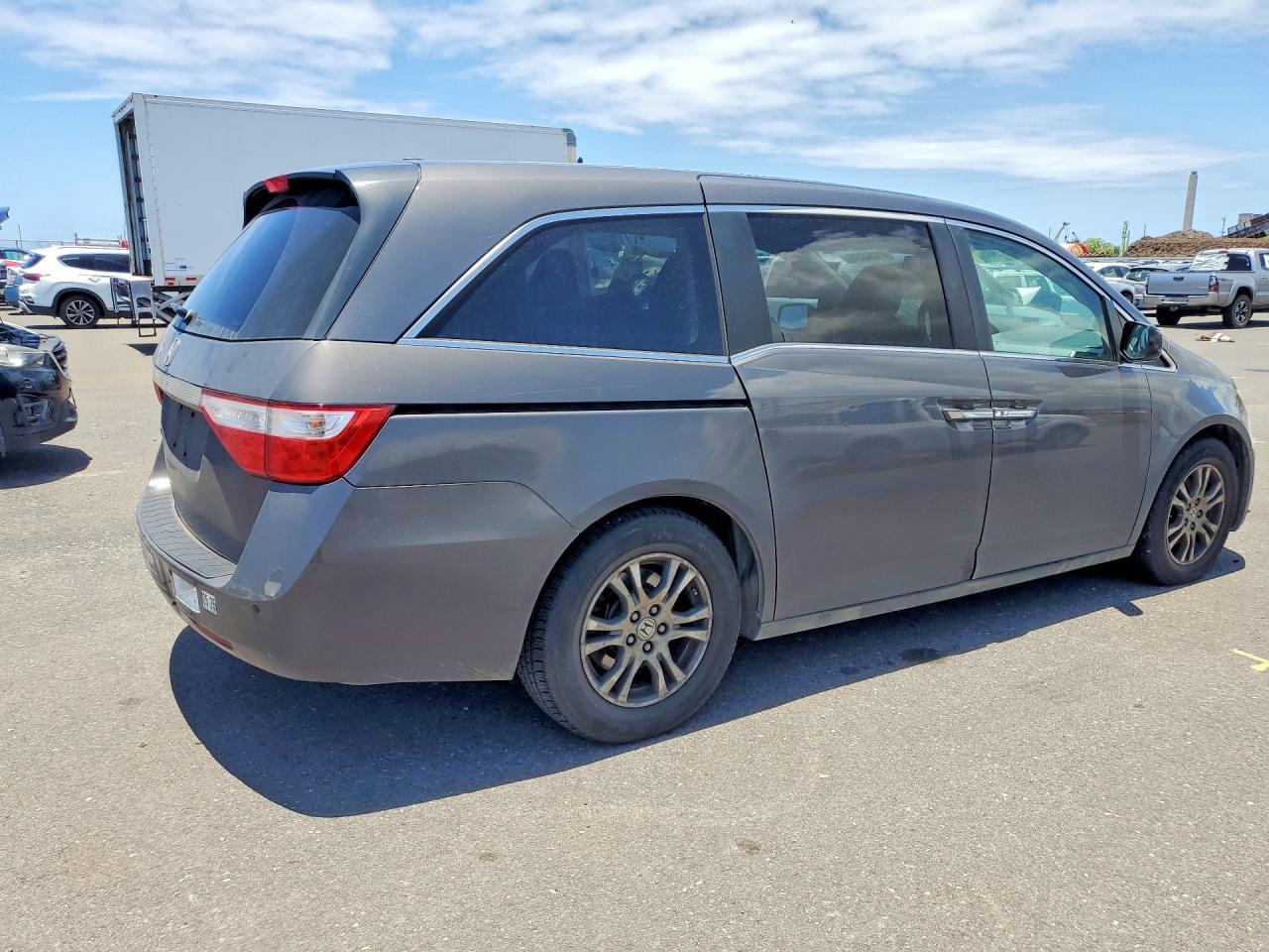 2013 HONDA ODYSSEY — фото 3