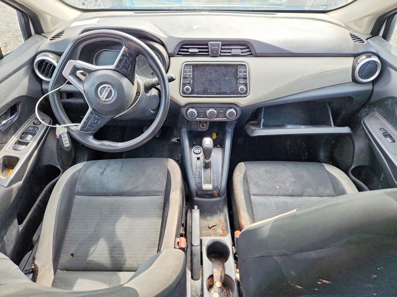 NISSAN VERSA