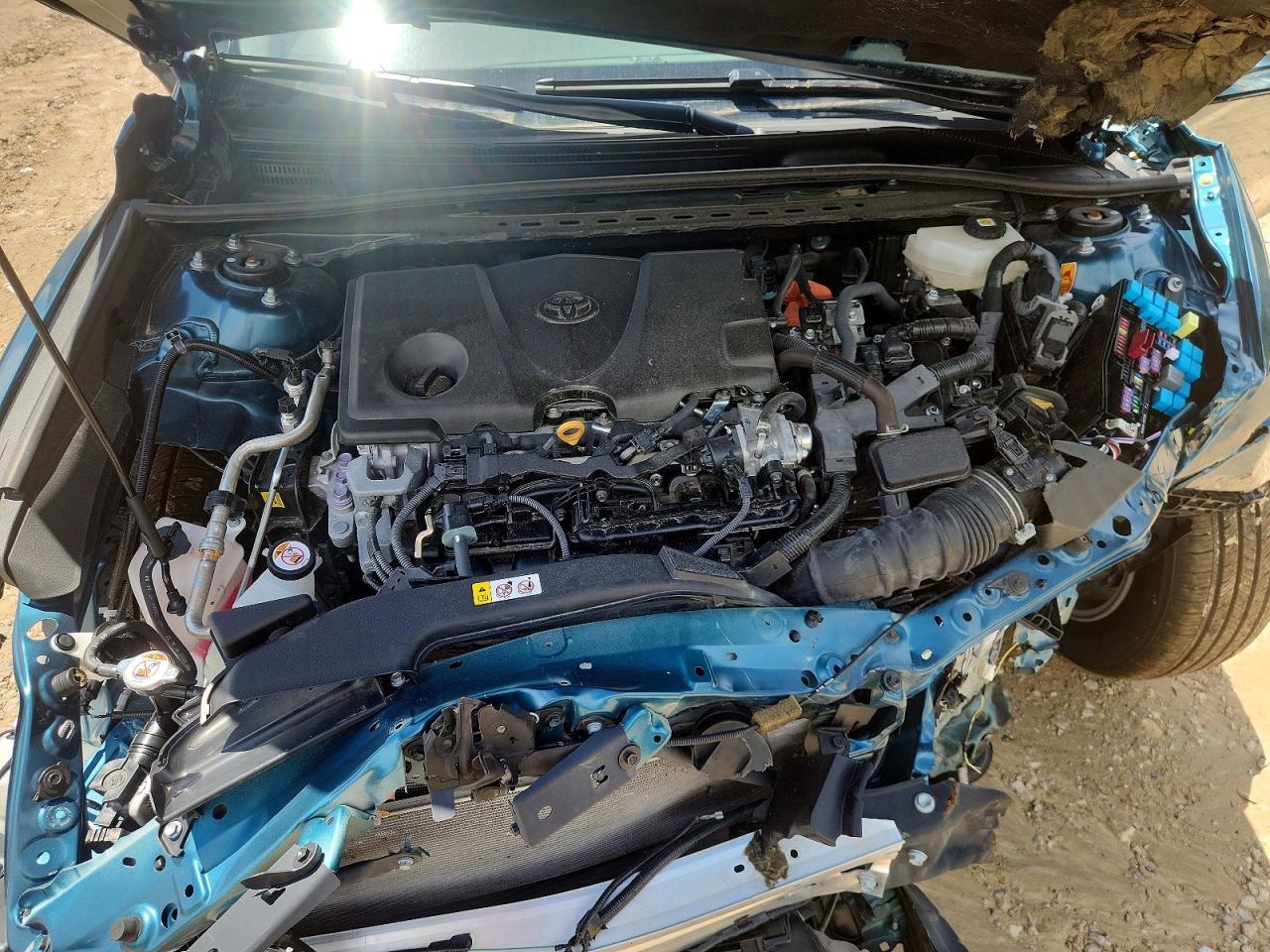 TOYOTA CAMRY HYBRID