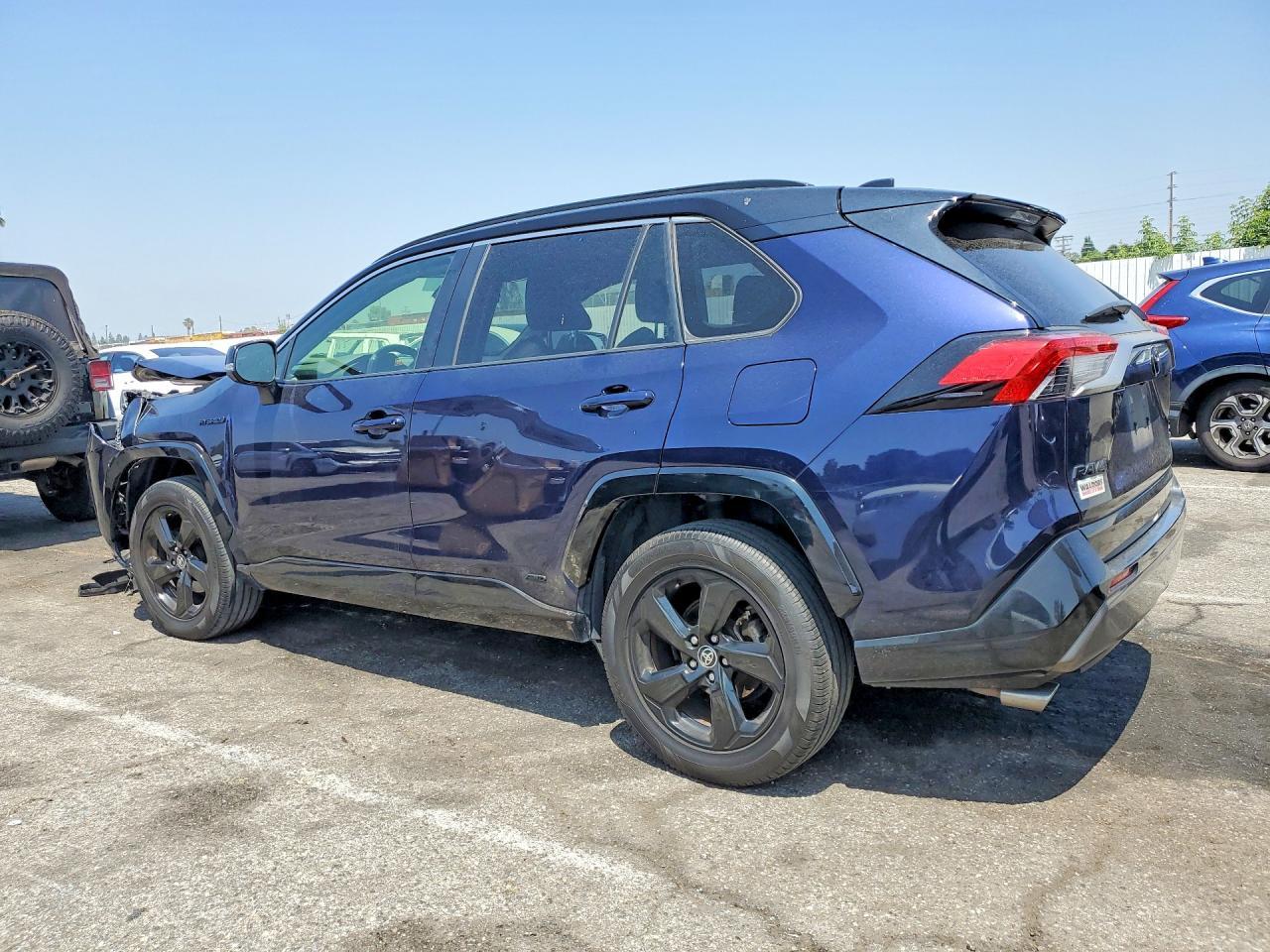 2020 TOYOTA RAV4 HYBRID — фото 2