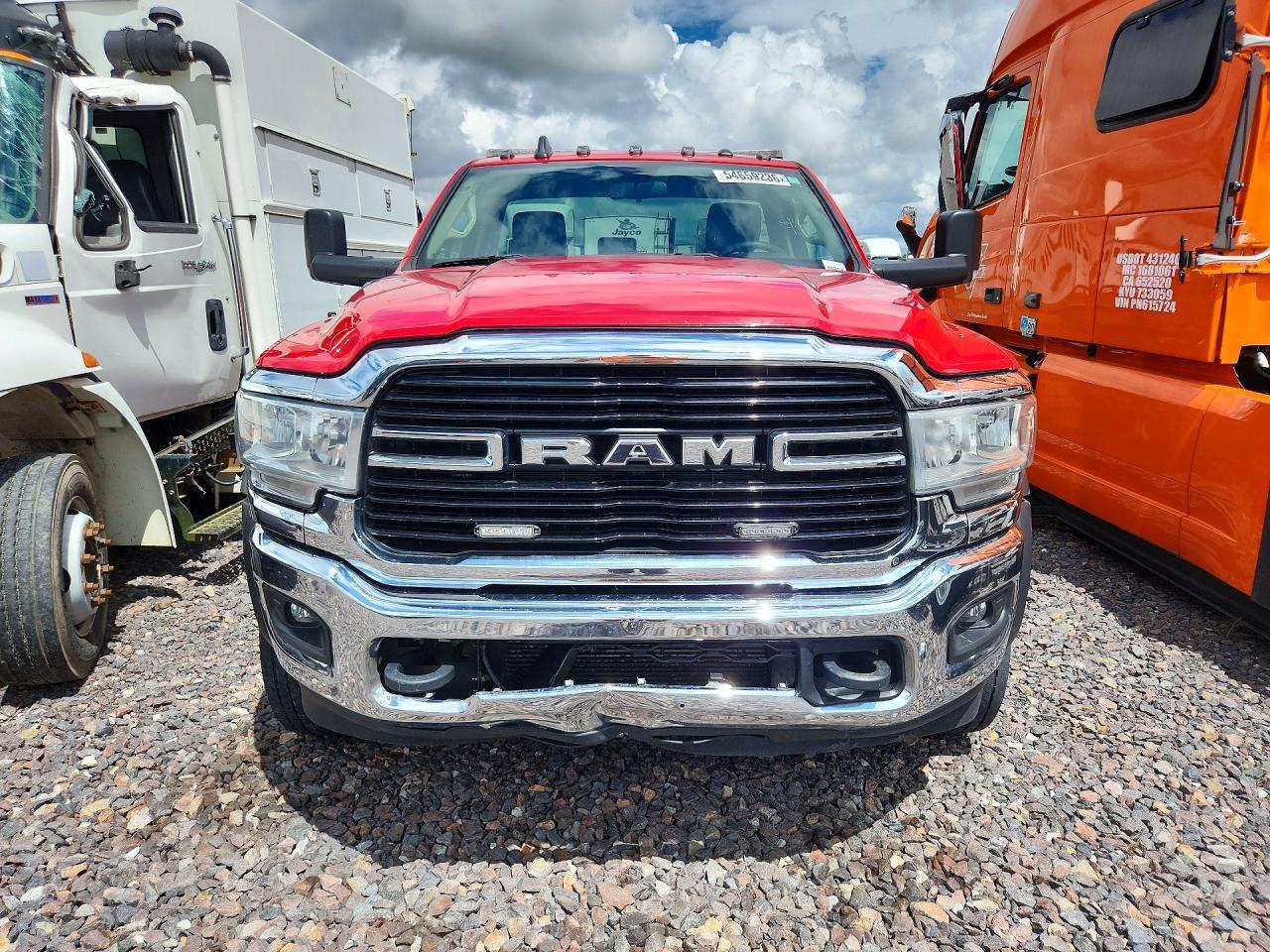 2019 RAM 5500 — фото 5