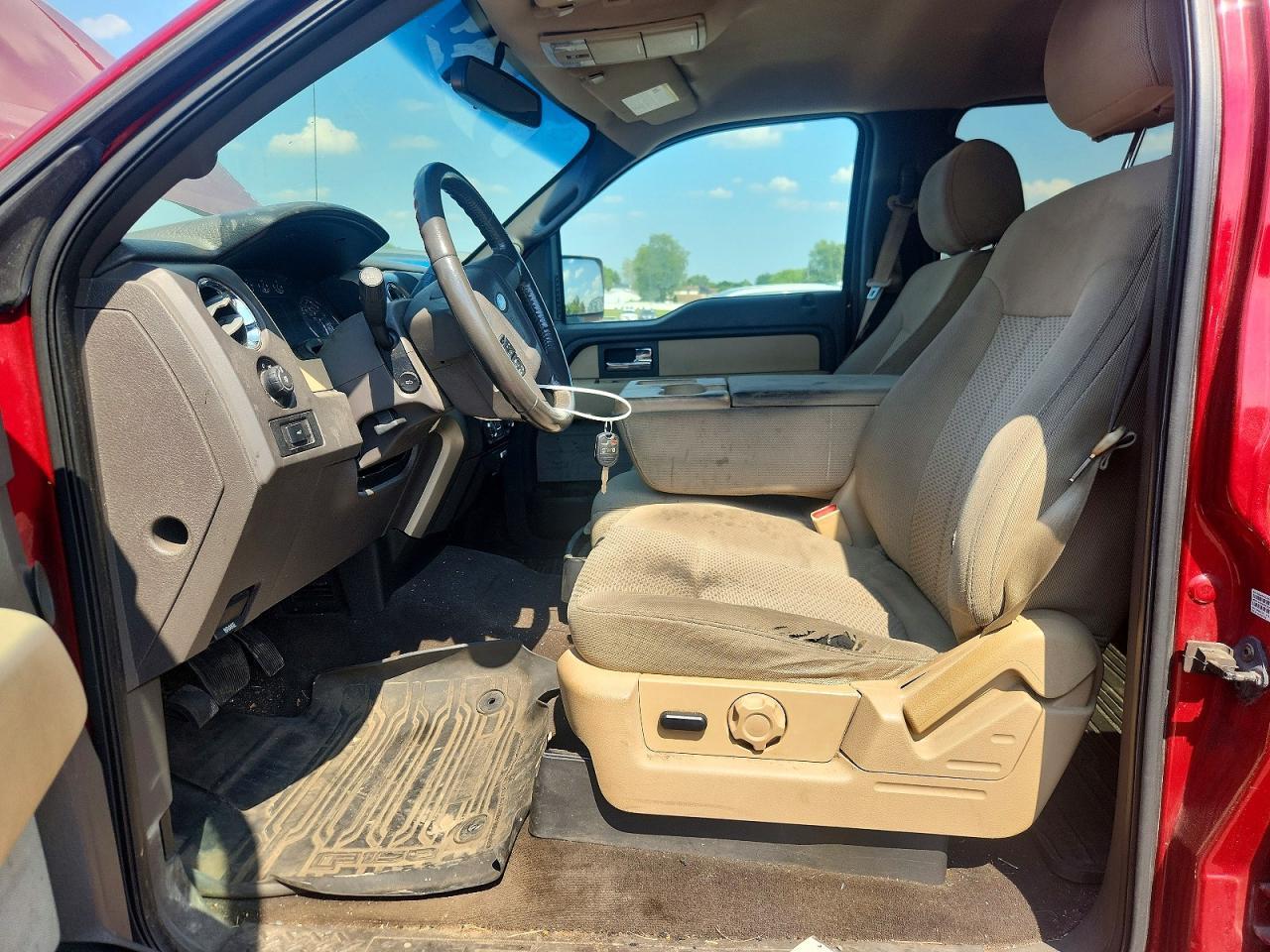 FORD F-150