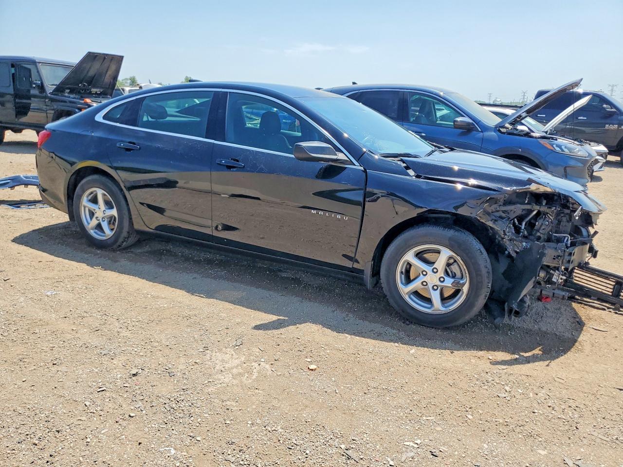 2017 CHEVROLET MALIBU — фото 4