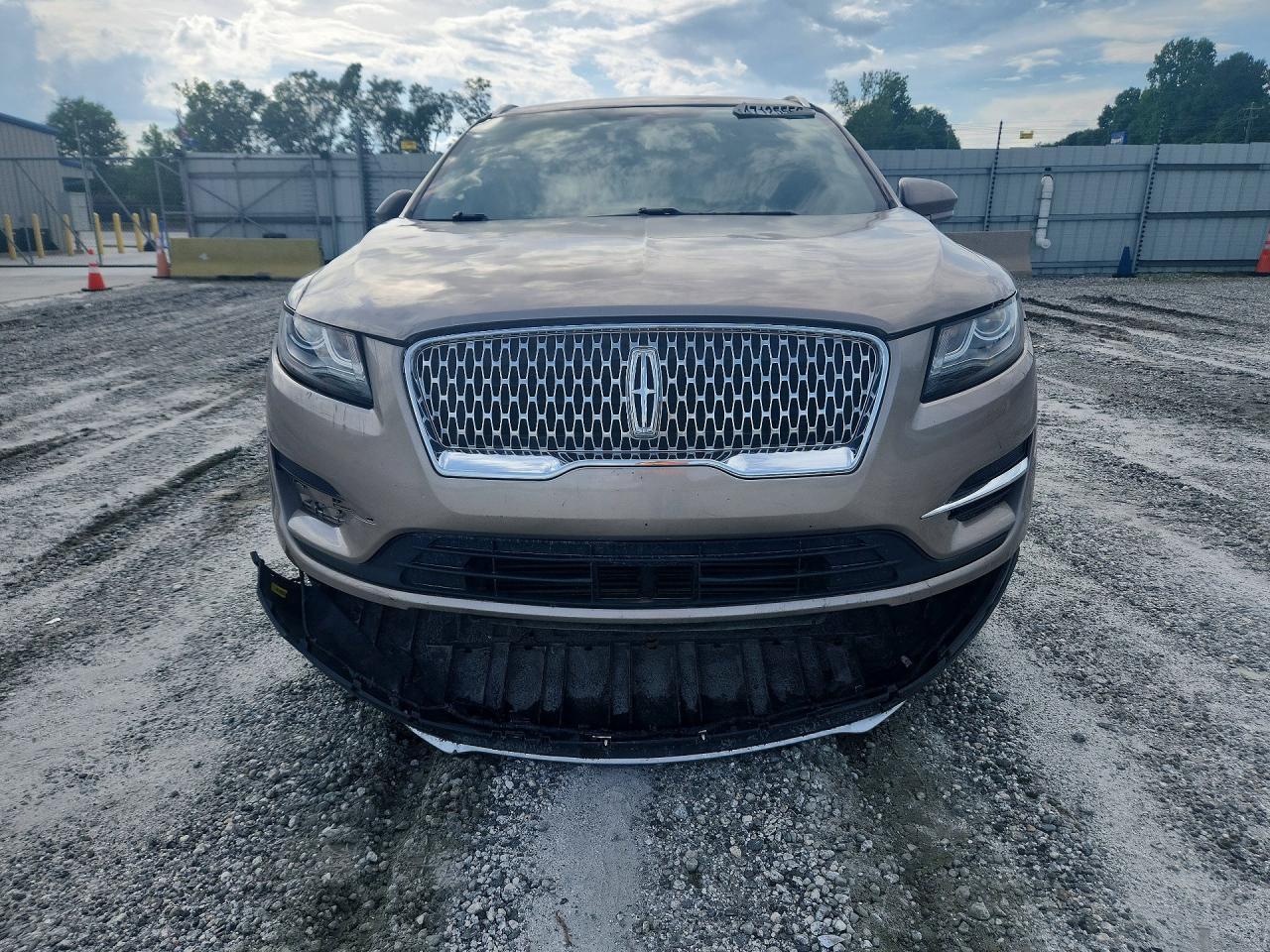 2019 LINCOLN MKZ — фото 5