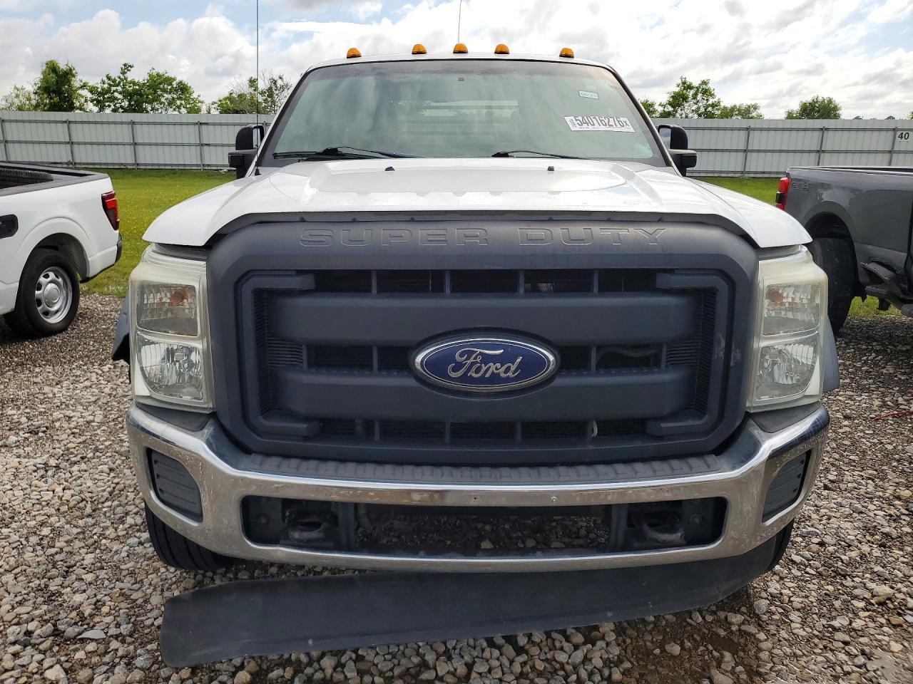 FORD F-550