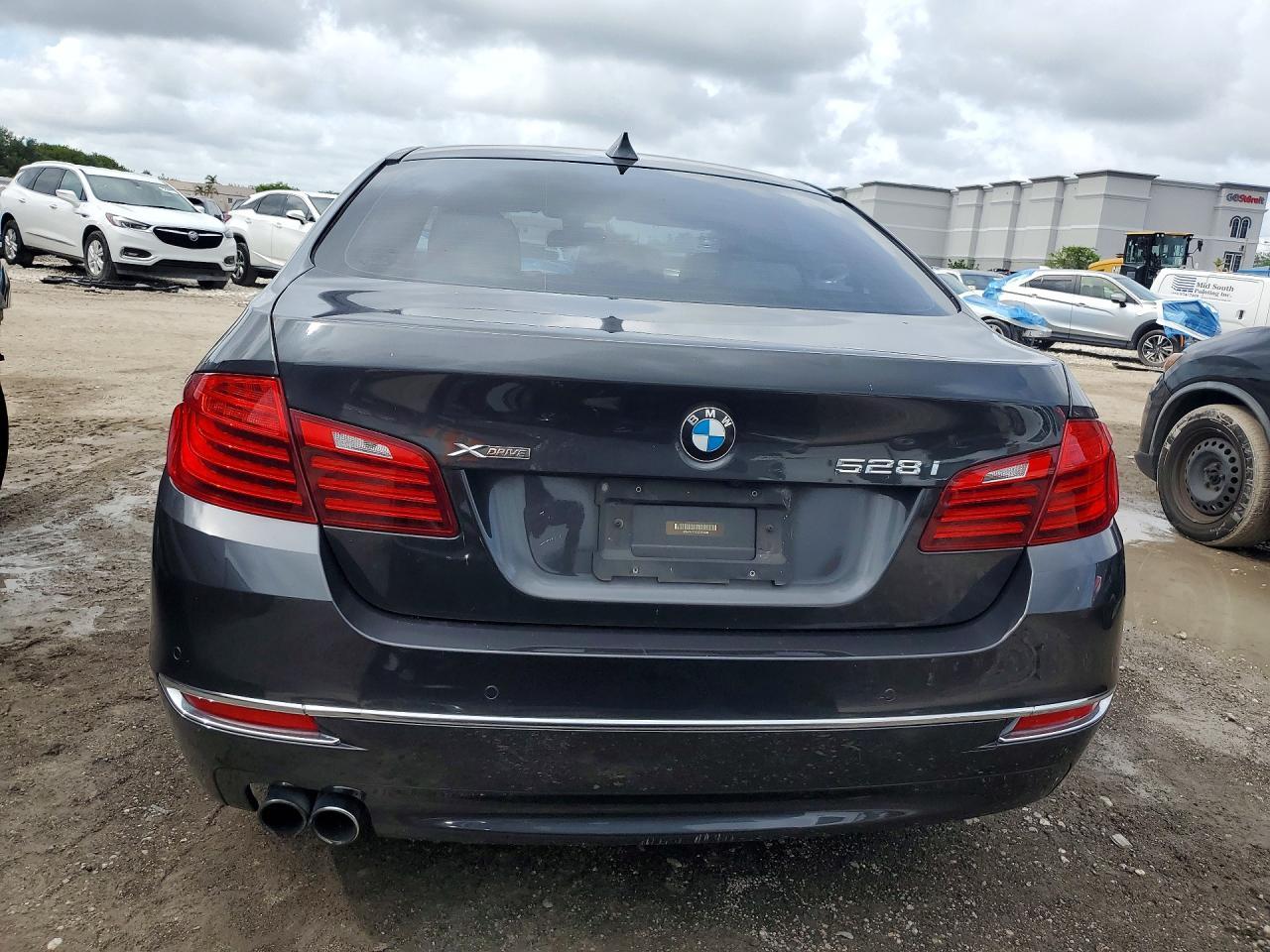 BMW 5 SERIES