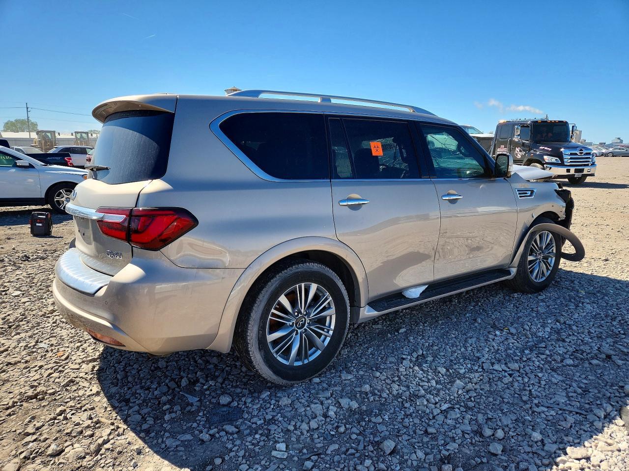 INFINITI QX80