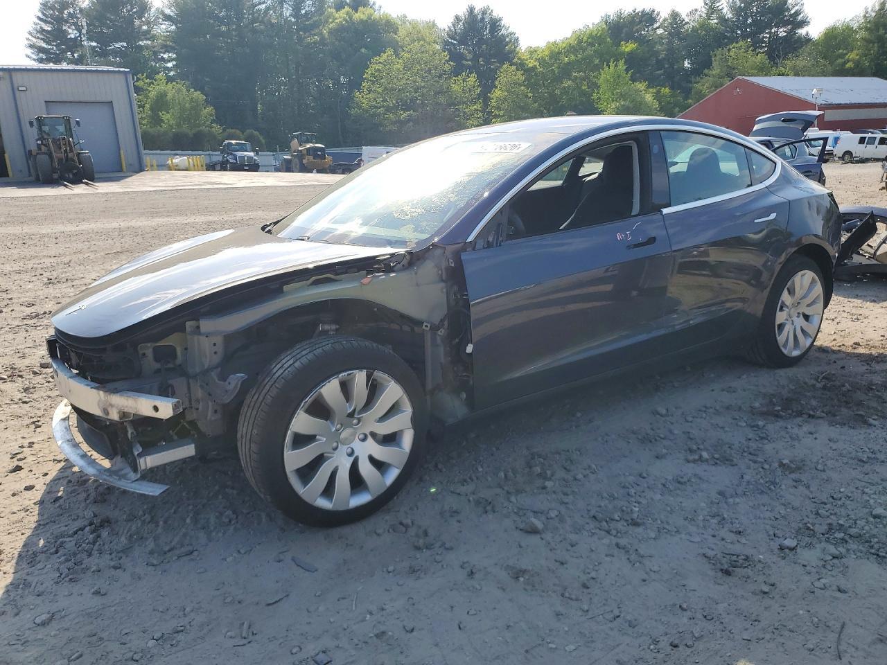 2018 TESLA MODEL 3 — фото 1