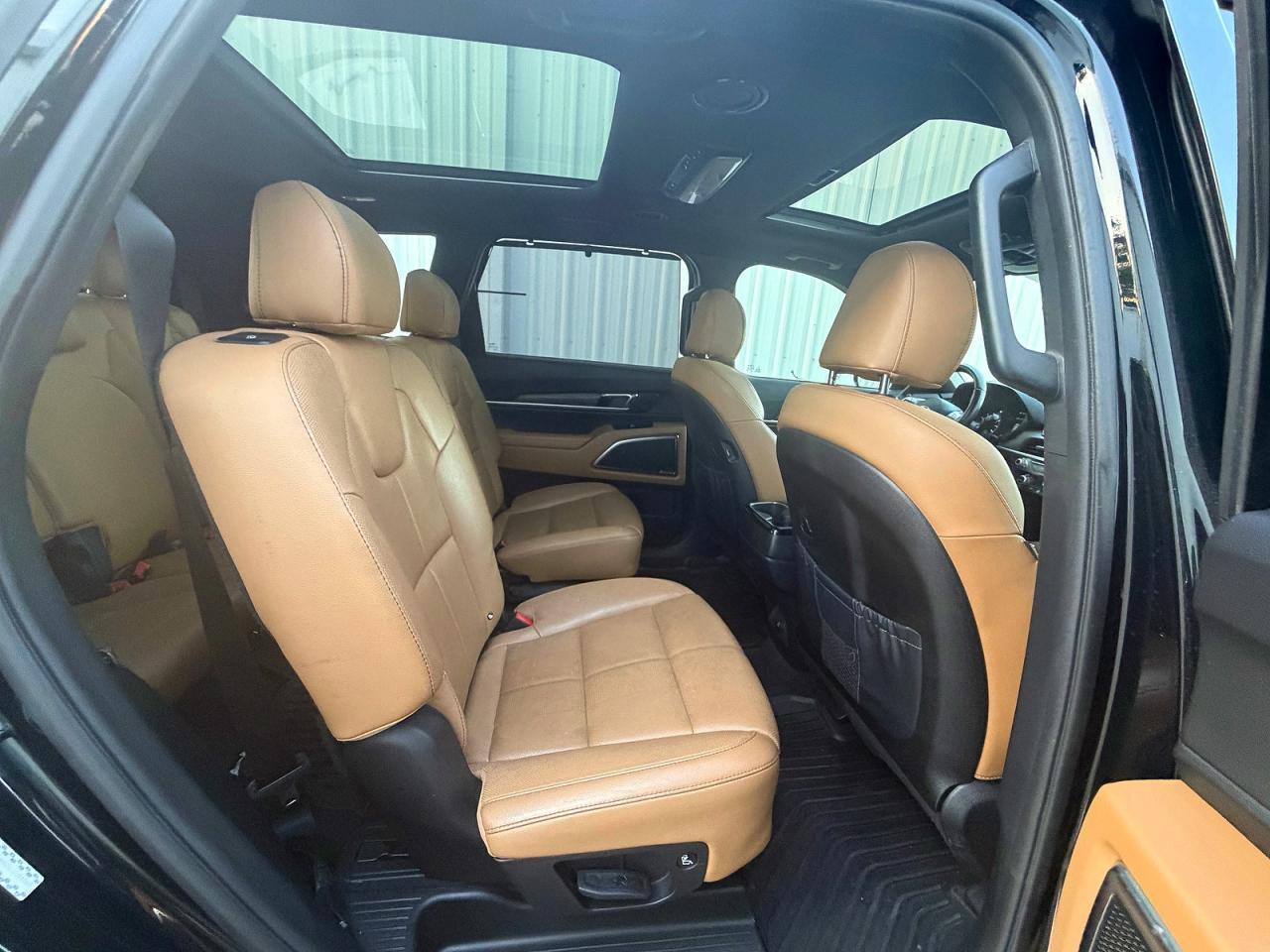KIA TELLURIDE
