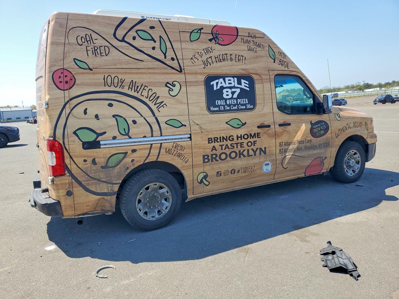 NISSAN NV2500