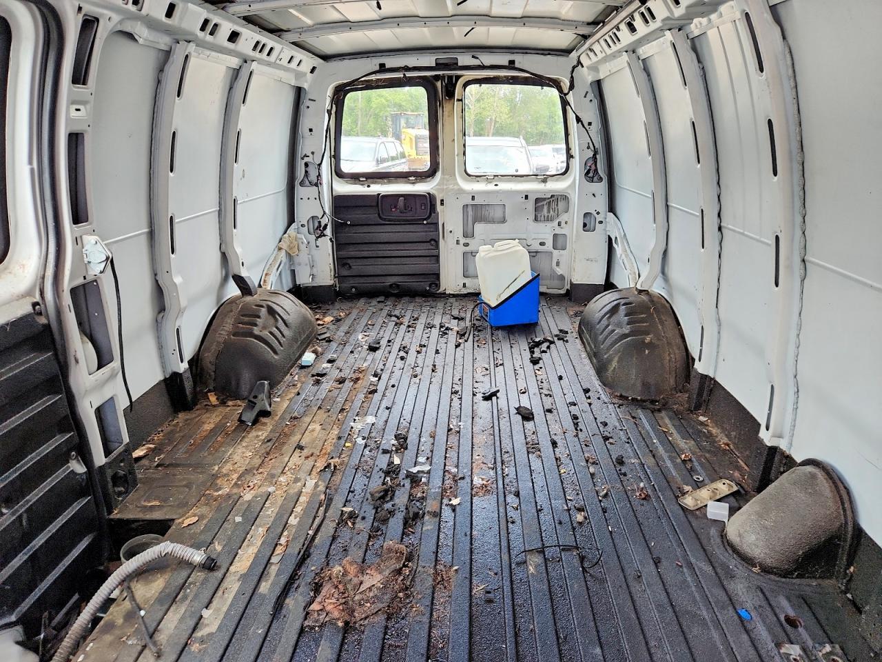 2015 CHEVROLET EXPRESS — фото 10