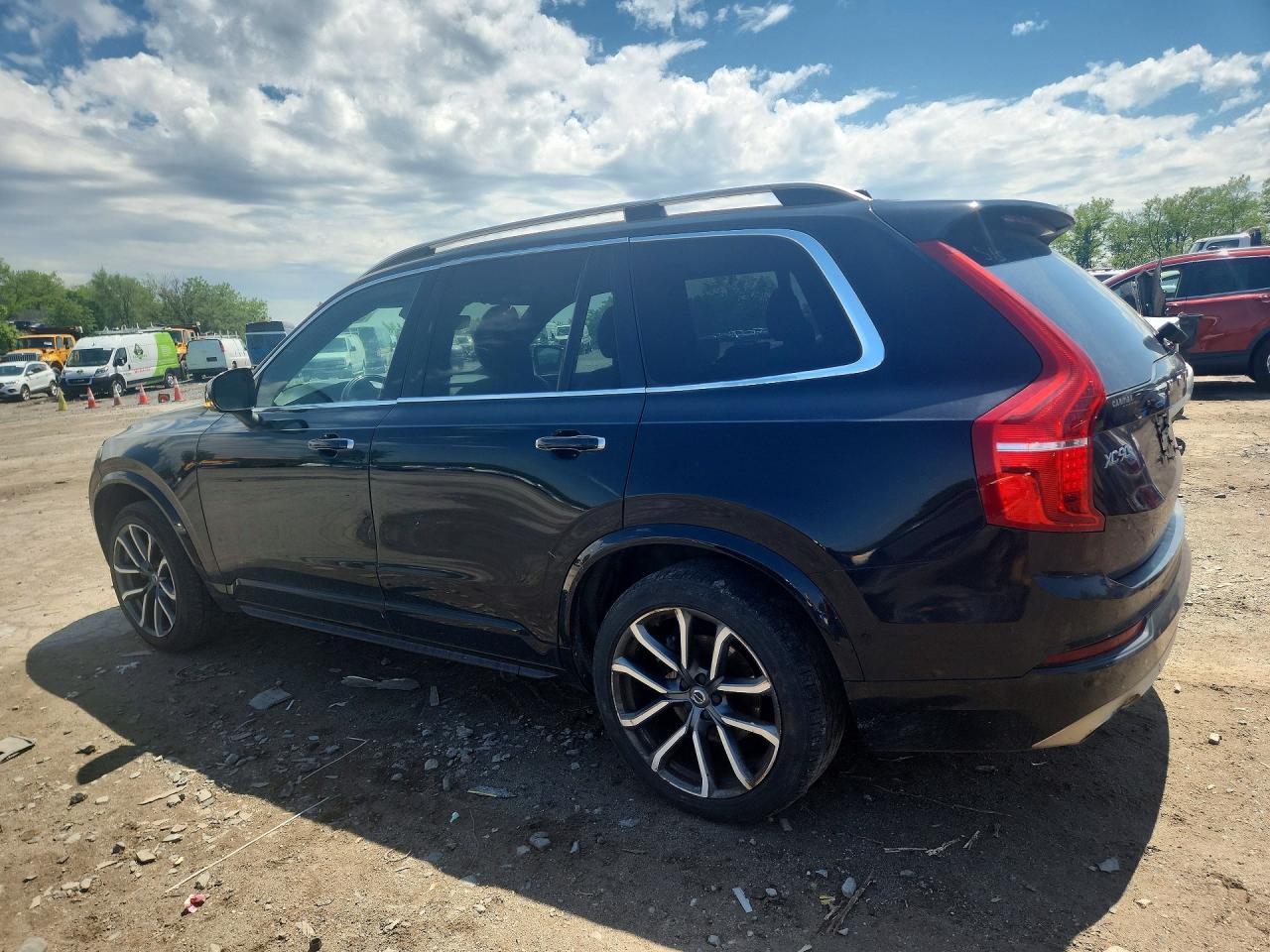 2016 VOLVO XC90 — фото 2