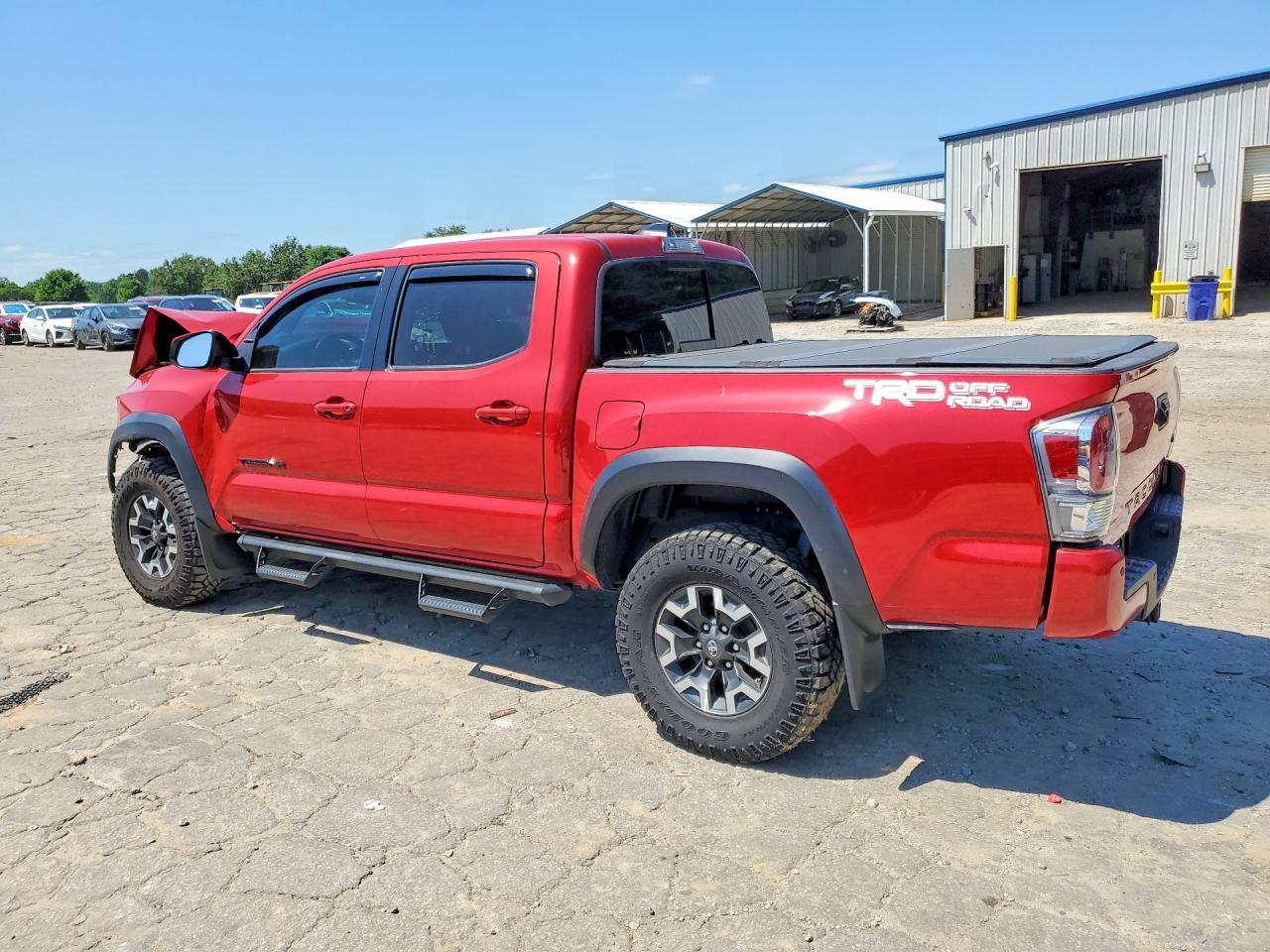 TOYOTA TACOMA