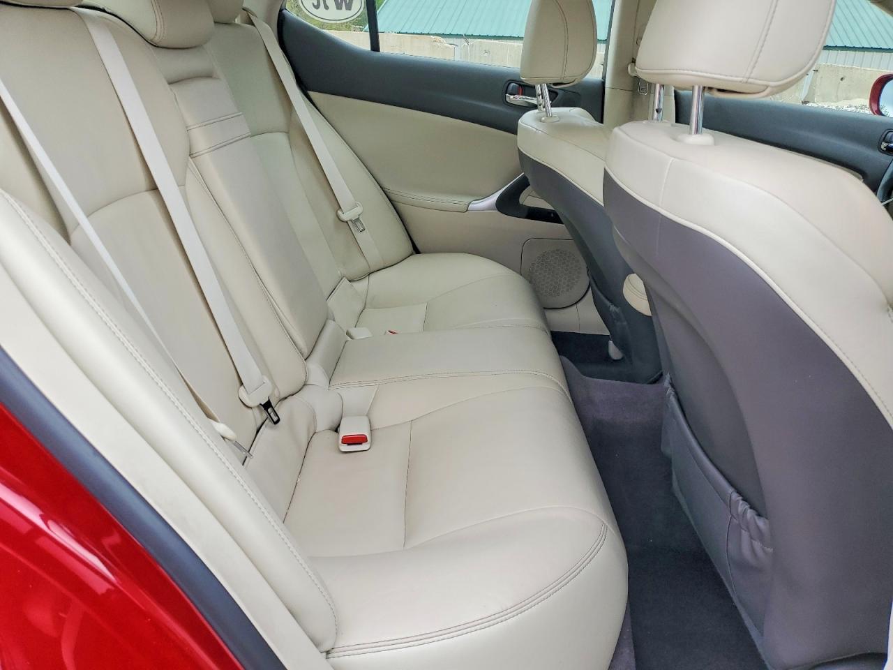 2012 LEXUS IS 250 — фото 10