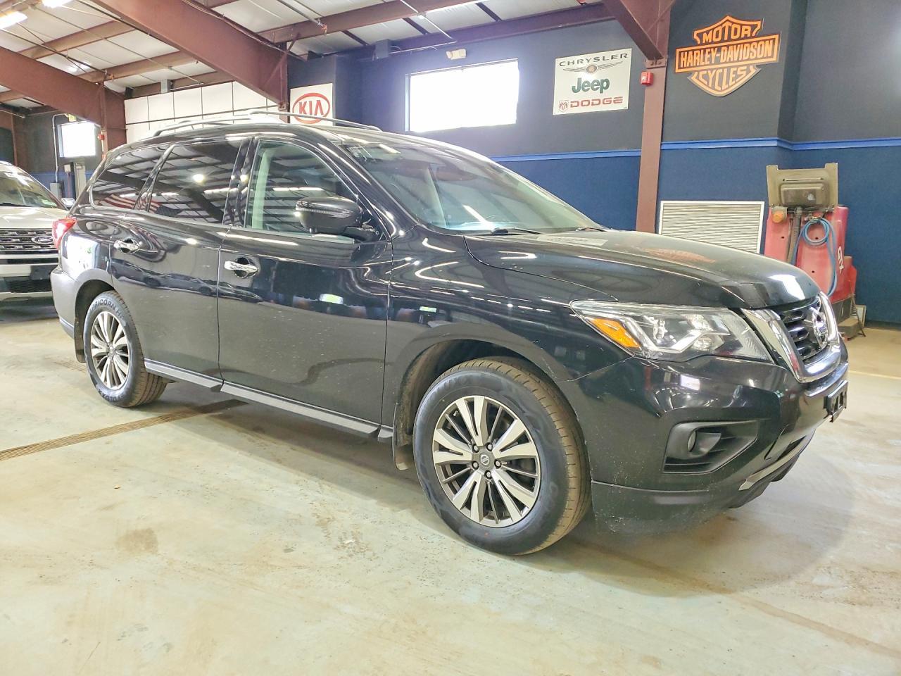NISSAN PATHFINDER