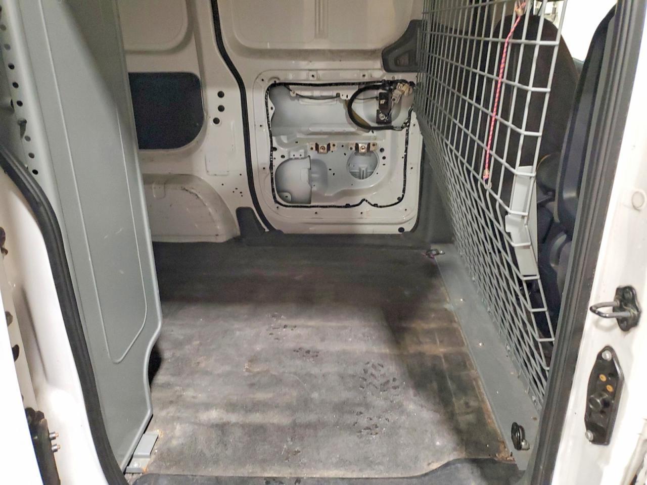 NISSAN NV200