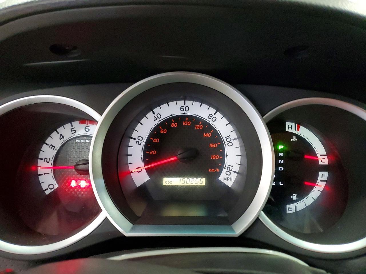 TOYOTA TACOMA