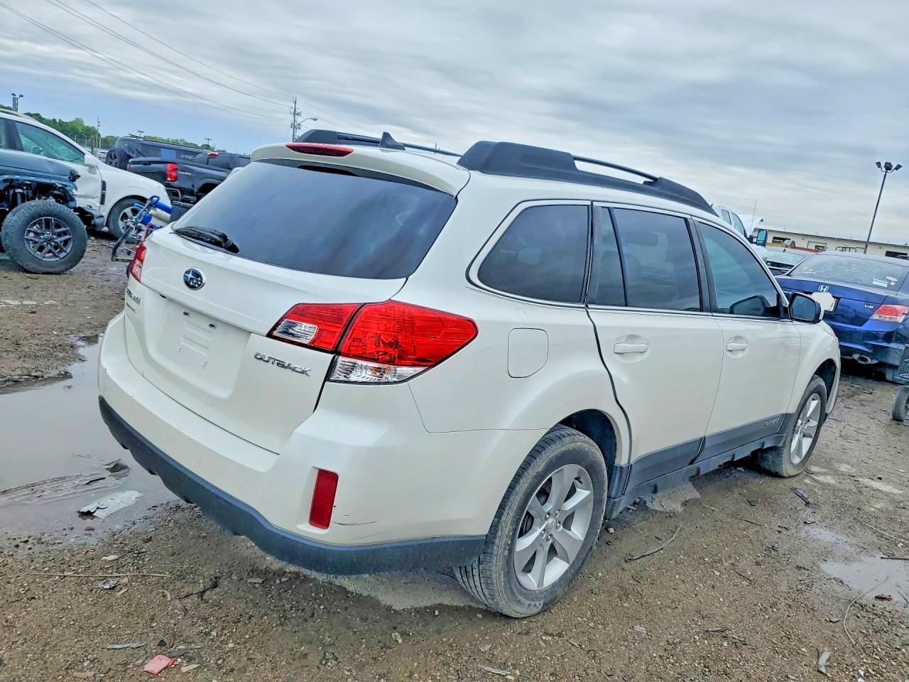 SUBARU OUTBACK