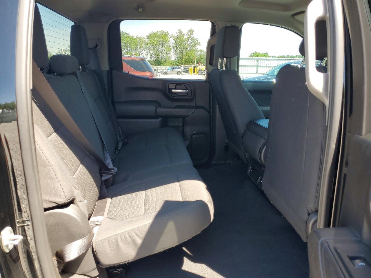 CHEVROLET SILVERADO