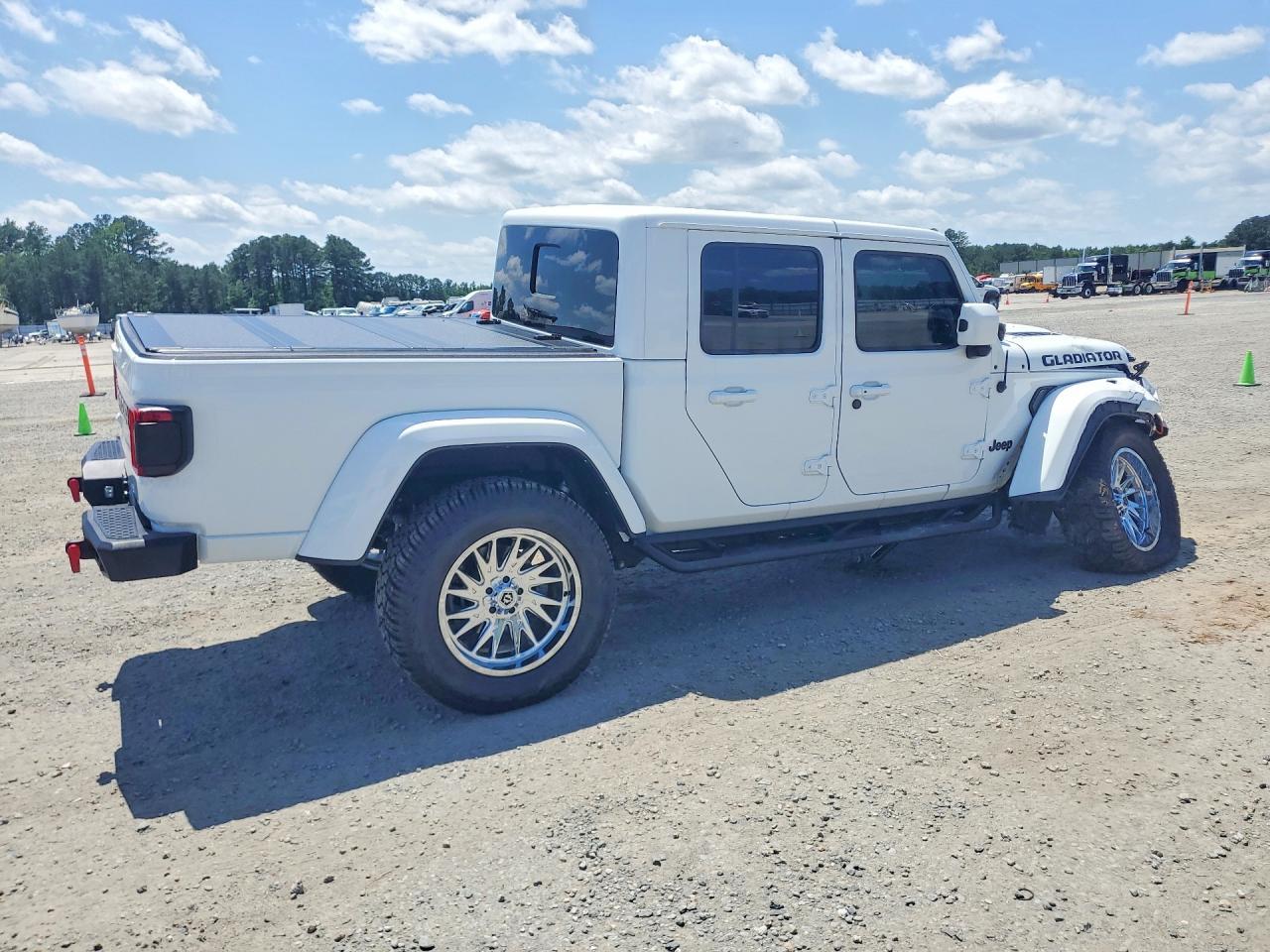 2021 JEEP GLADIATOR — фото 3
