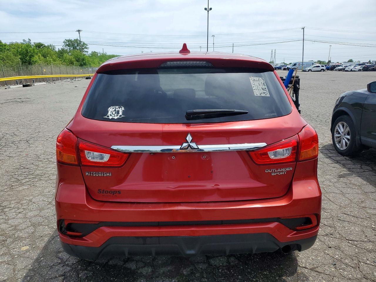 MITSUBISHI OUTLANDER SPORT