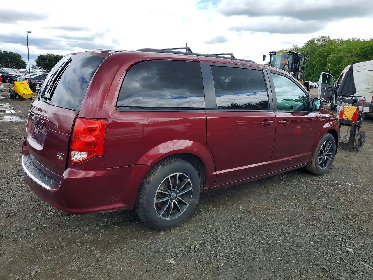 2018 DODGE GRAND CARAVAN — фото 3
