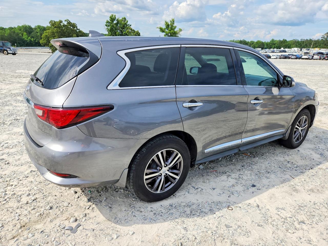 2019 INFINITI QX60 — фото 3