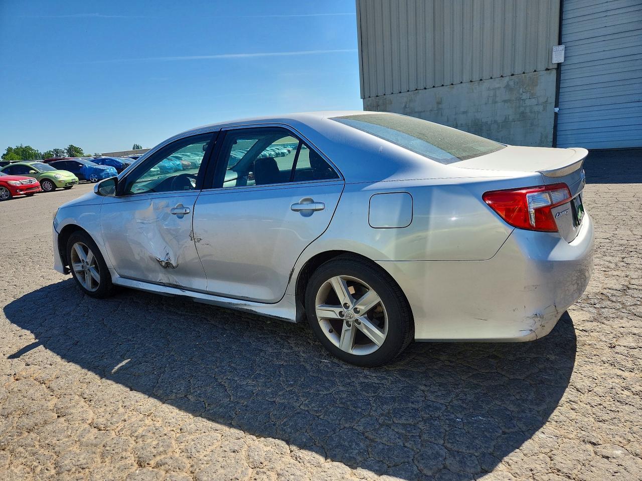 2012 TOYOTA CAMRY — фото 2