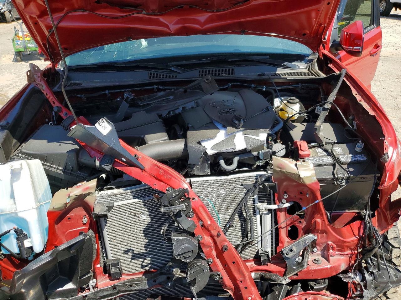 TOYOTA TACOMA