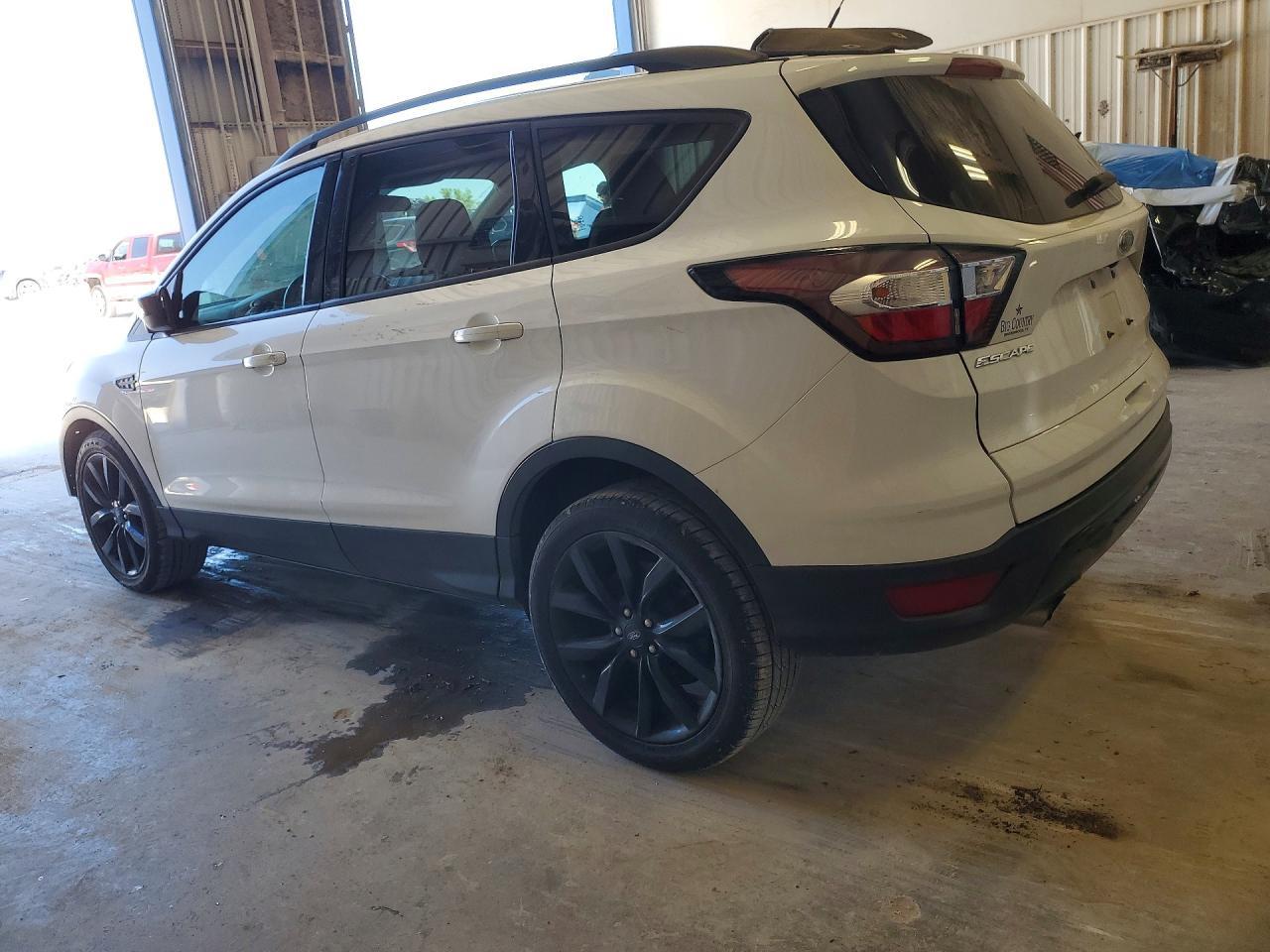 FORD ESCAPE