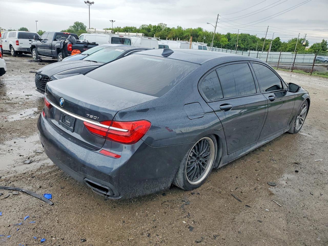BMW 7 SERIES