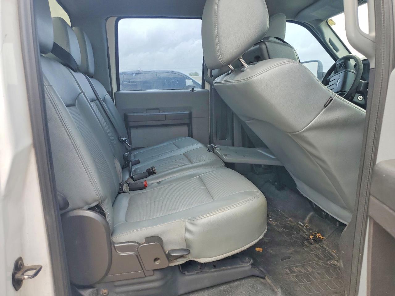 2016 FORD F-350 — фото 11