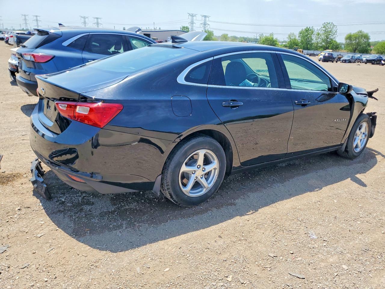 2017 CHEVROLET MALIBU — фото 3