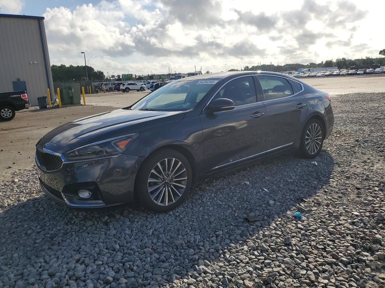 2018 KIA CADENZA — фото 1