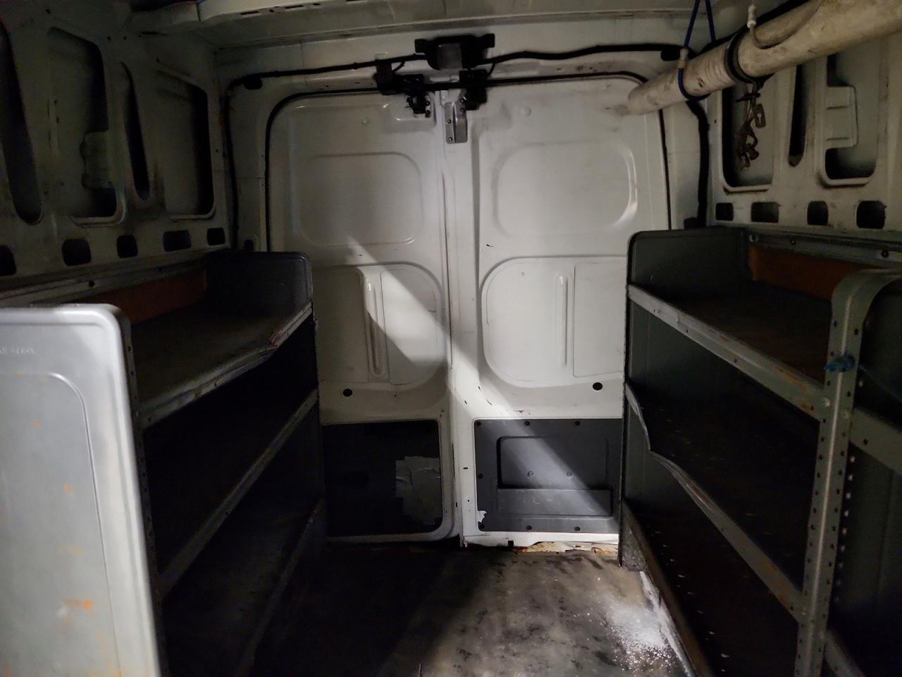 NISSAN NV2500