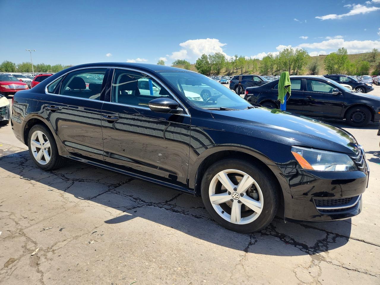 VOLKSWAGEN PASSAT