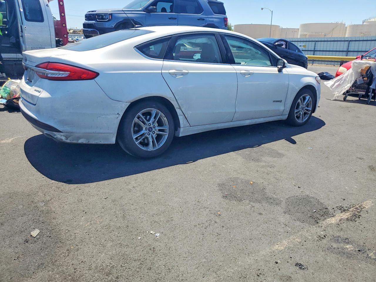 2018 FORD FUSION HYBRID — фото 3
