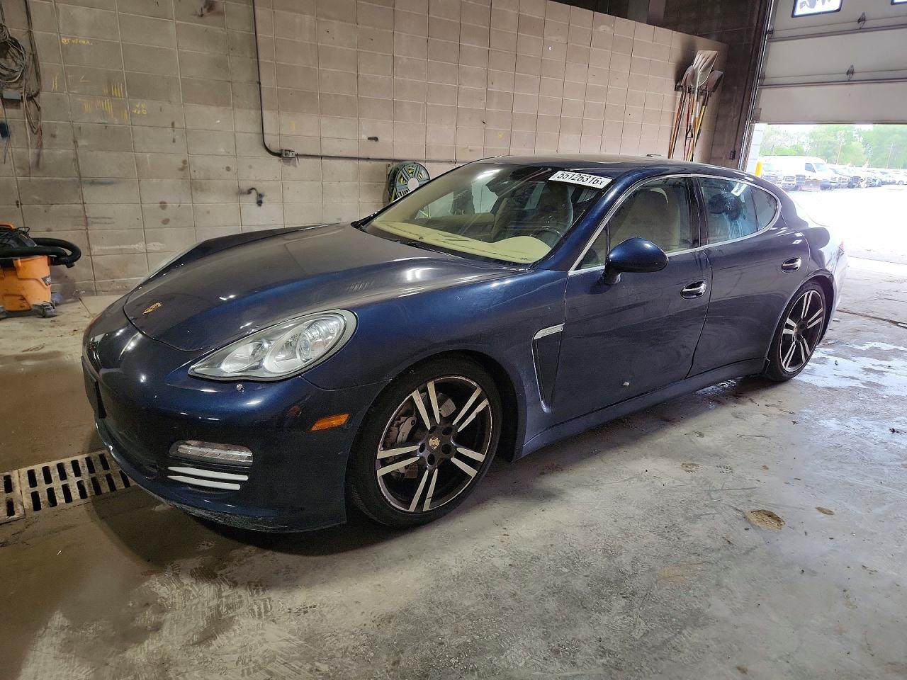 PORSCHE PANAMERA