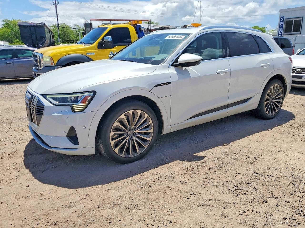 2019 AUDI E-TRON — фото 1