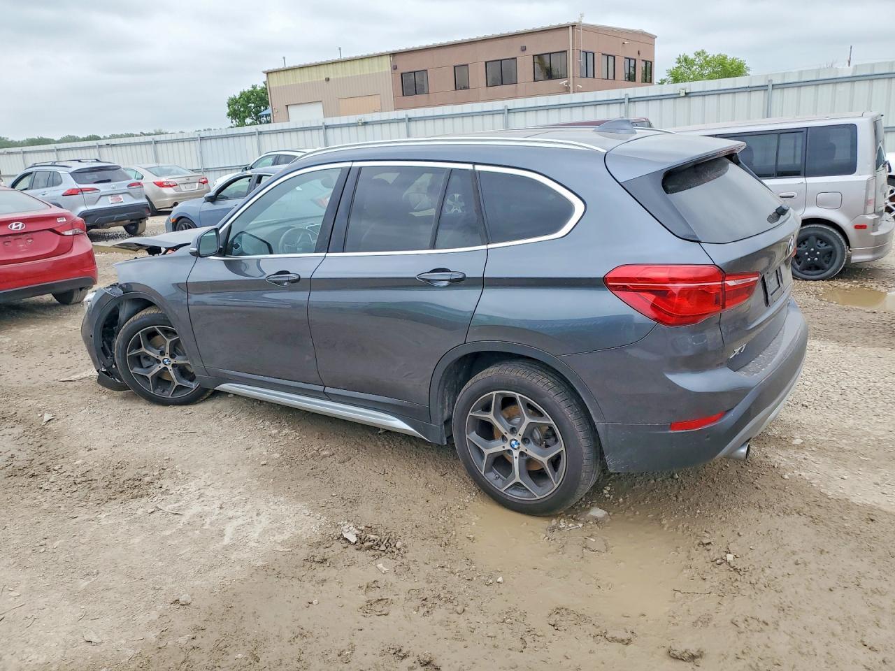 2018 BMW X1 — фото 2