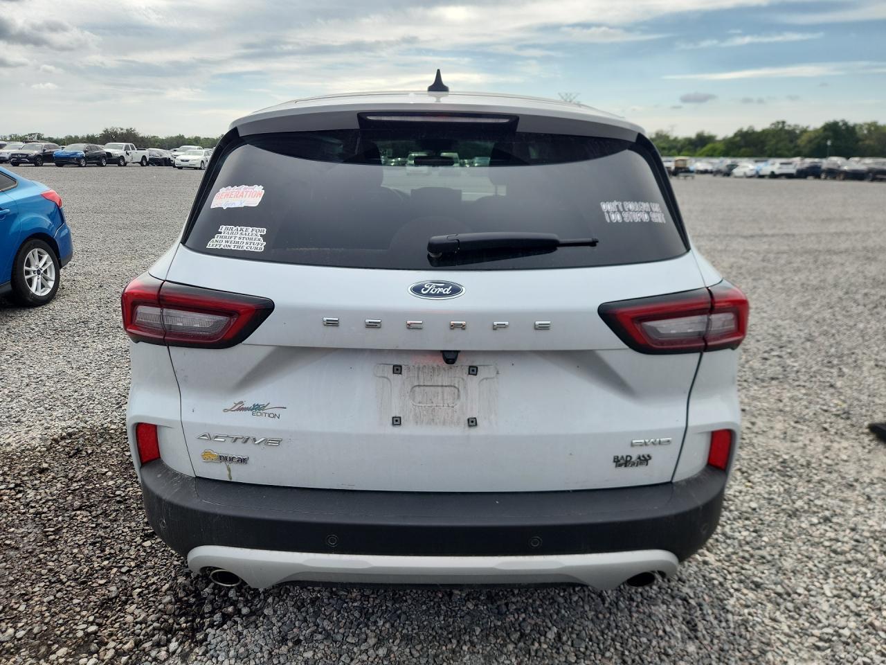FORD ESCAPE