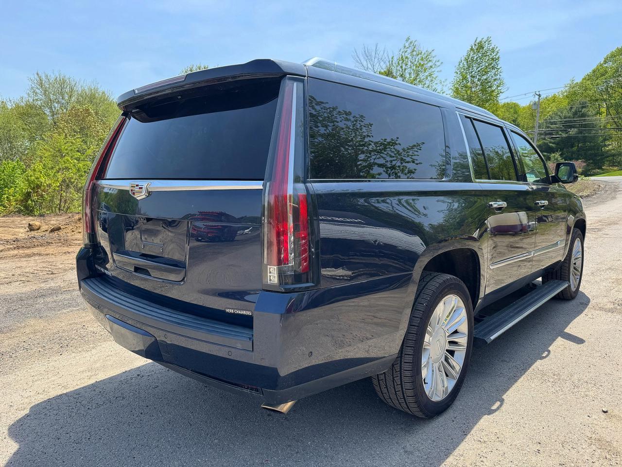 CADILLAC ESCALADE