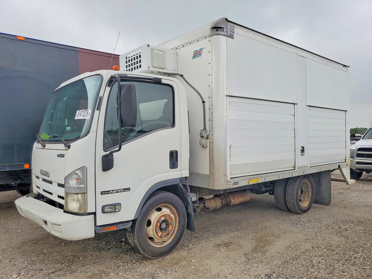 ISUZU NPR